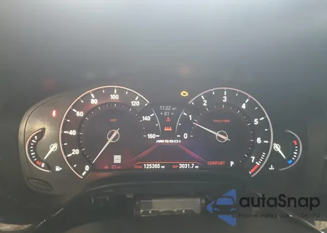 2018 BMW M550Xi из США, поврежденный, VIN WBAJB9C58JB035267